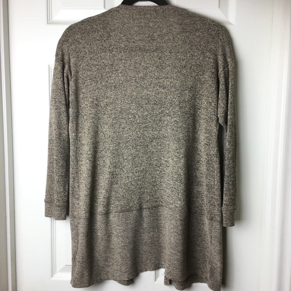 H.I.P Cardigan - Picture 2 of 3